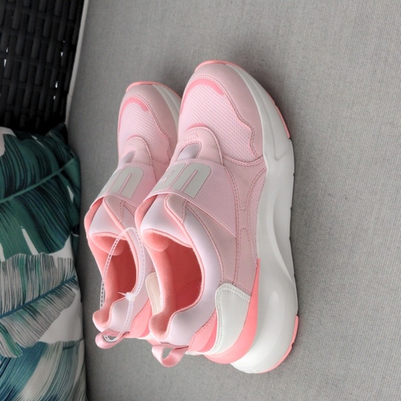 UGG LA FLEX PINK/WHITE Slip On SNEAKER Size‎ 7 New - Picture 3 of 7